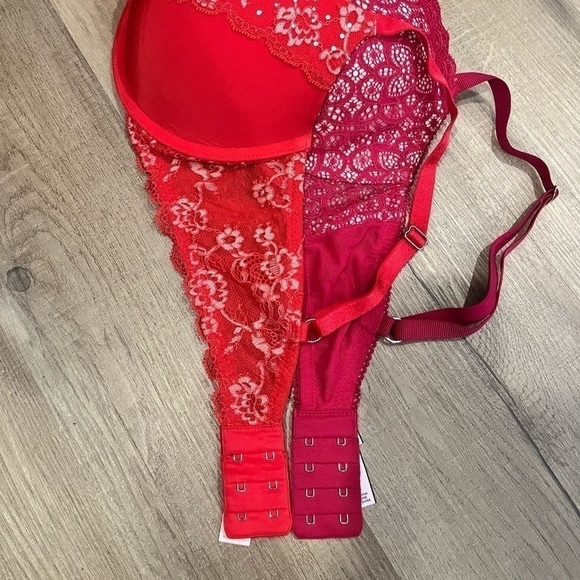 Victoria’s Secret Dream Angels Bra Bundle 34D / 32DD - Picture 5 of 5